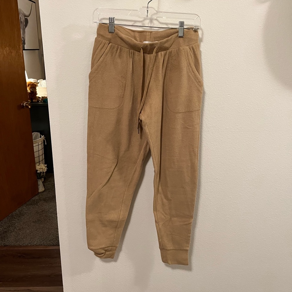 NWOT Koolaburra Sweats